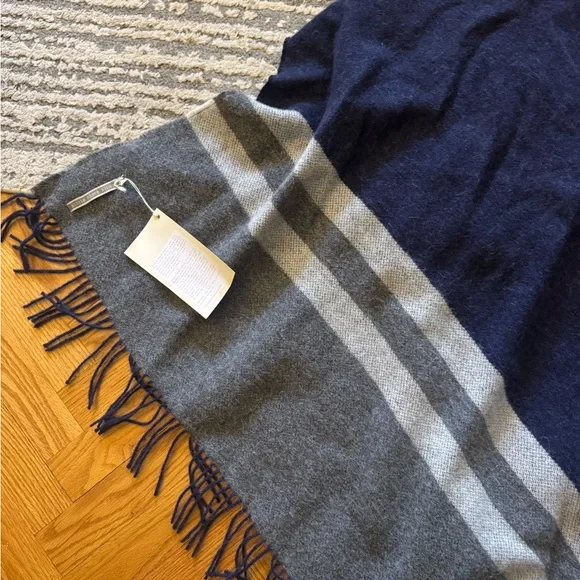 Alicia Adams Alpaca Fringe “Big Sur” wrap